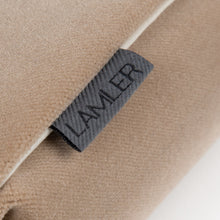 Refillable Crackers | Sand