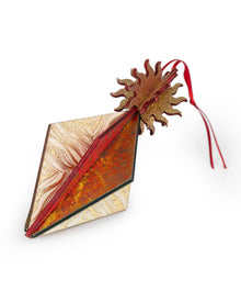 Wooden Bauble | Seed Head in Red/Green