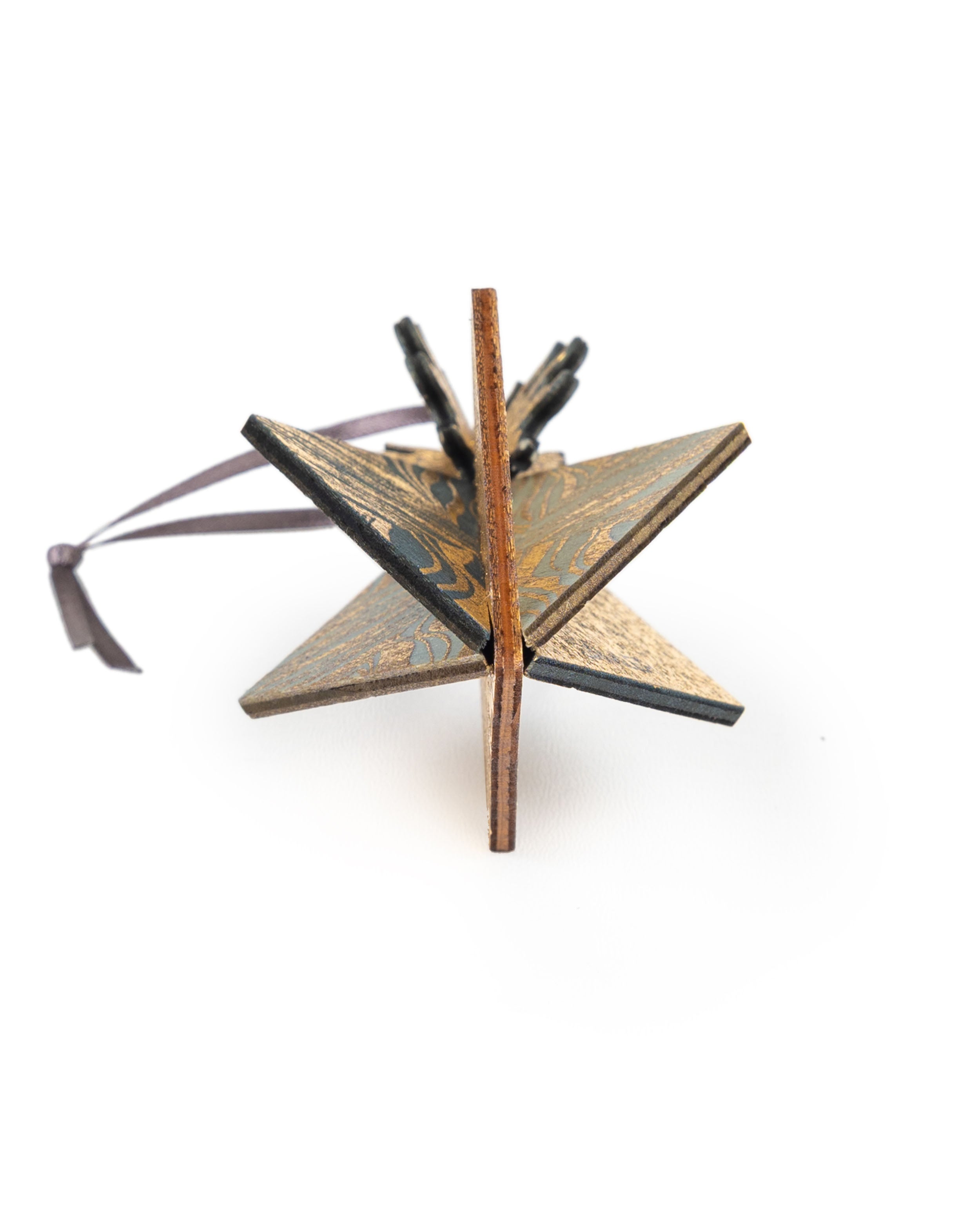 Wooden Bauble | Seed Head in Charcoal