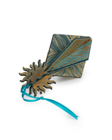 Wooden Bauble | Seed Head in Turquoise